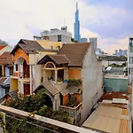 Home In Thao Dien - Kitchen & Large Balcony