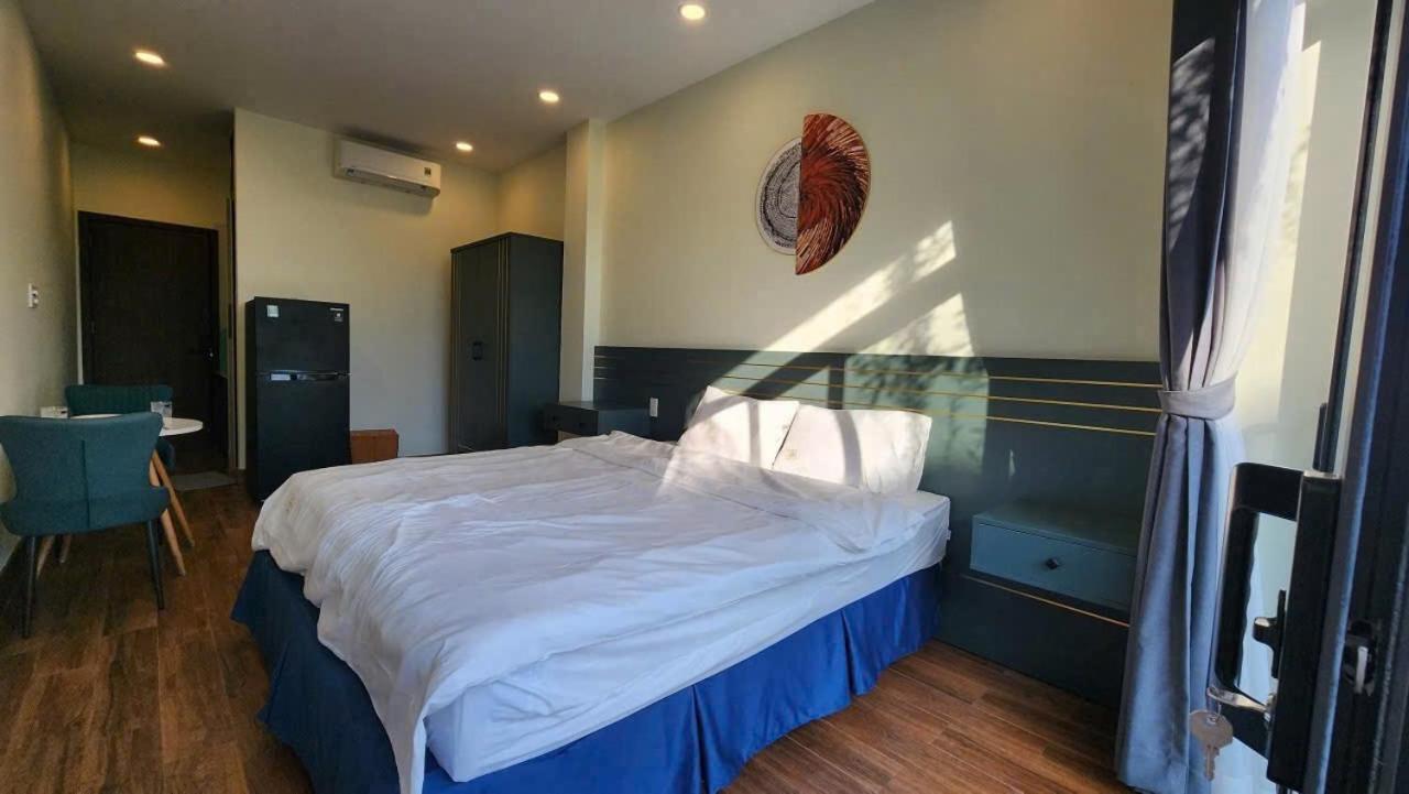 Apartment In Thao Dien - Kitchen & Large Balcony Ho Chi Minh City